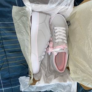 NWT Lugz Ally gray (and pink) sneakers